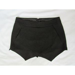 Kensie Black Mini Skort Small